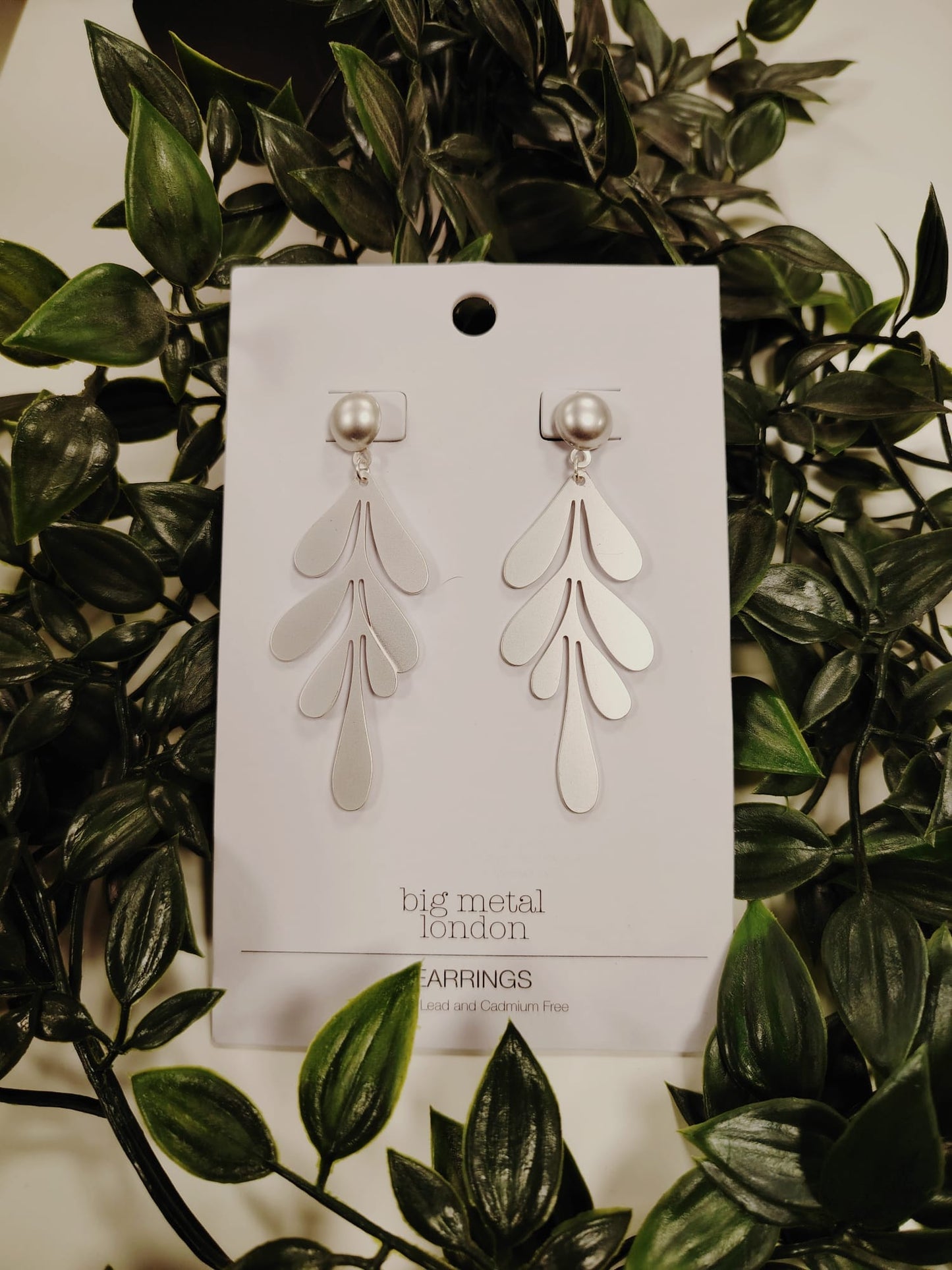 Selena Leaf Earrings